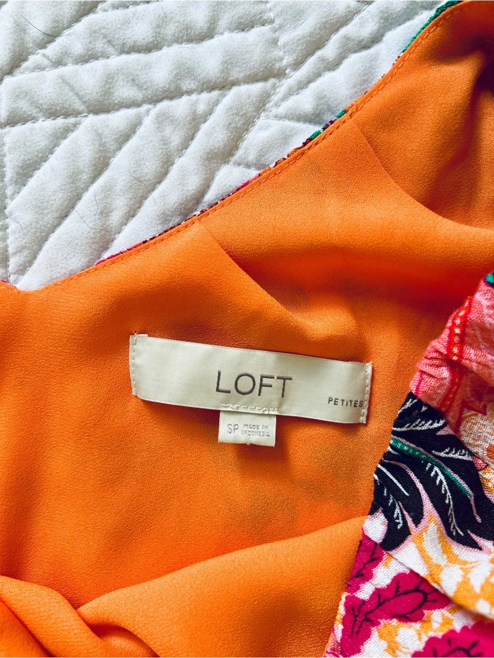 LOFT Floral Patchwork Sweetheart Neckline Puff-Sleeve Top